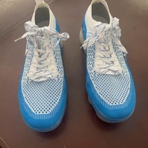 Nike Vapormax tennis shoes